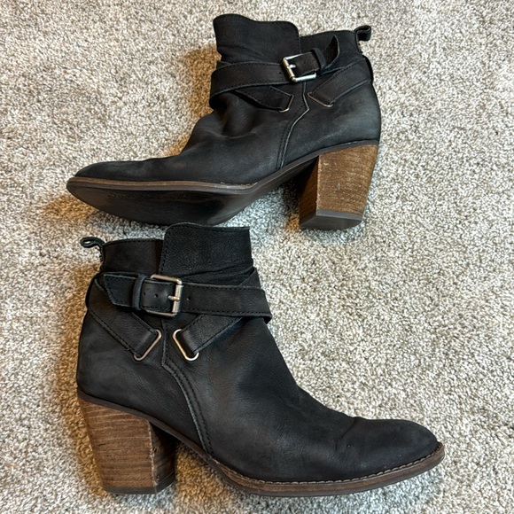 Sam Edelman Leather Booties - Picture 9 of 14